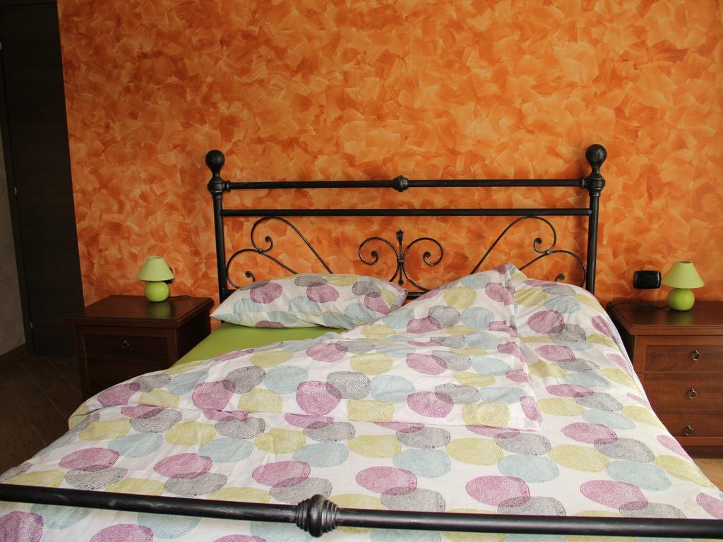 Agriturismo Il Sorriso Dei Figli Argegno Room photo